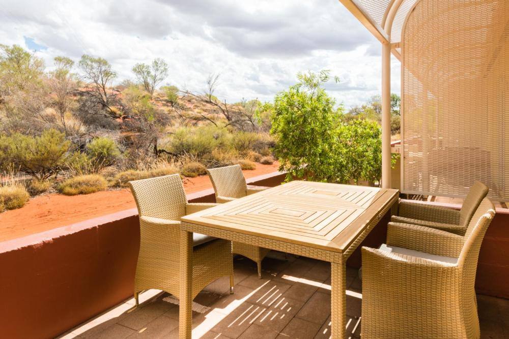 Emu Walk Apartments Ayers Rock Exterior foto