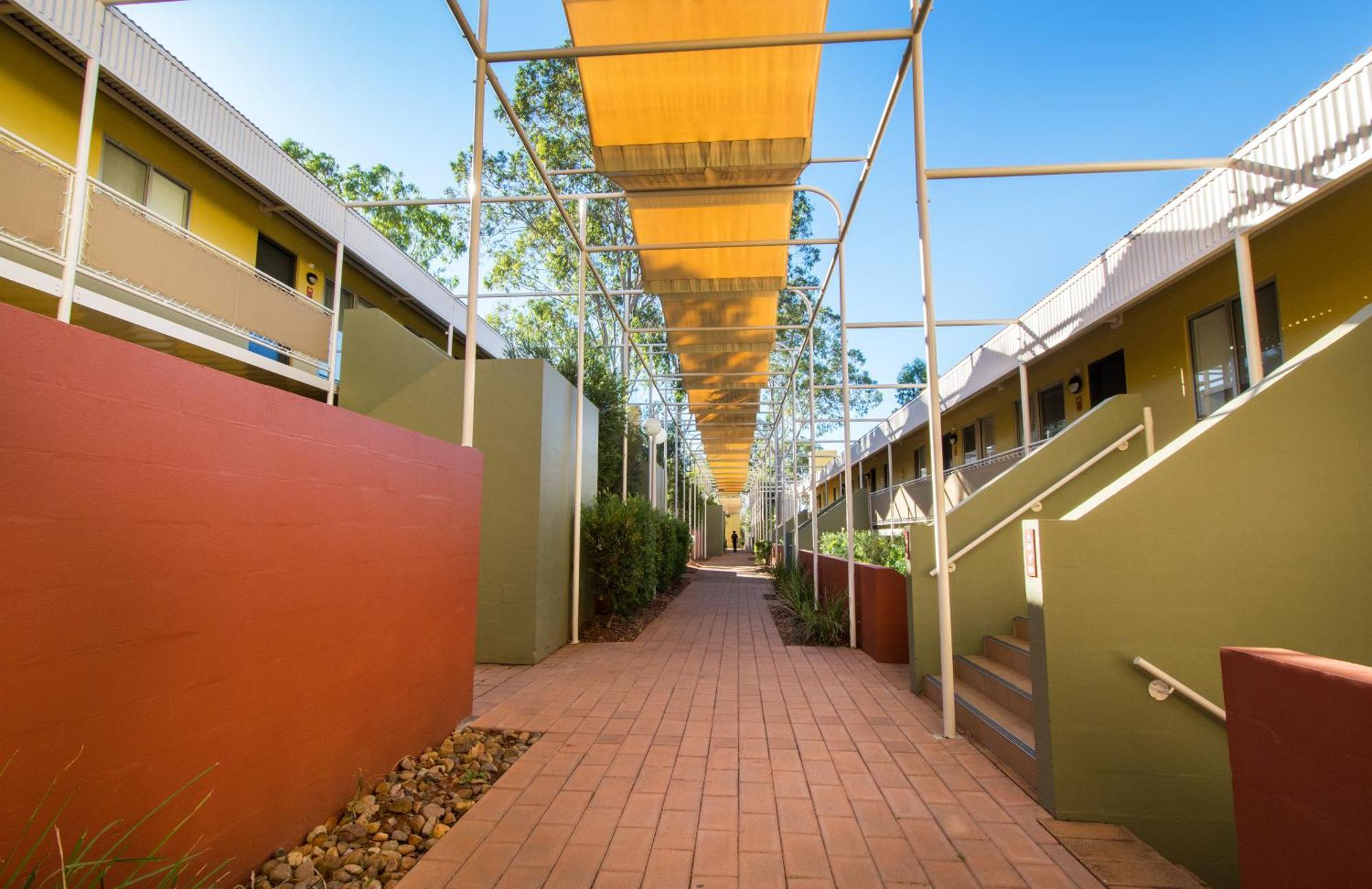 Emu Walk Apartments Ayers Rock Exterior foto