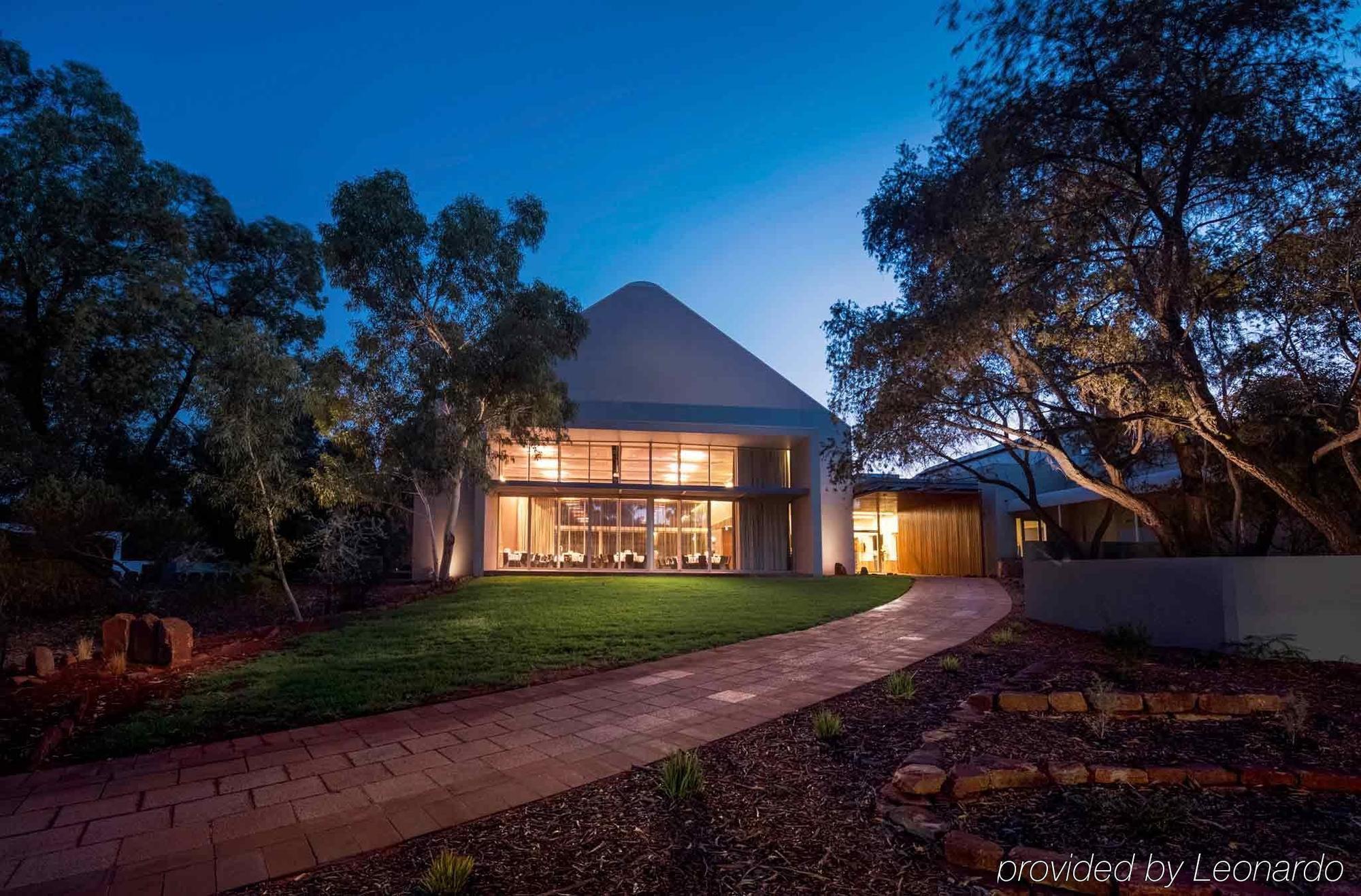 Emu Walk Apartments Ayers Rock Exterior foto