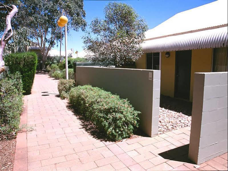 Emu Walk Apartments Ayers Rock Exterior foto