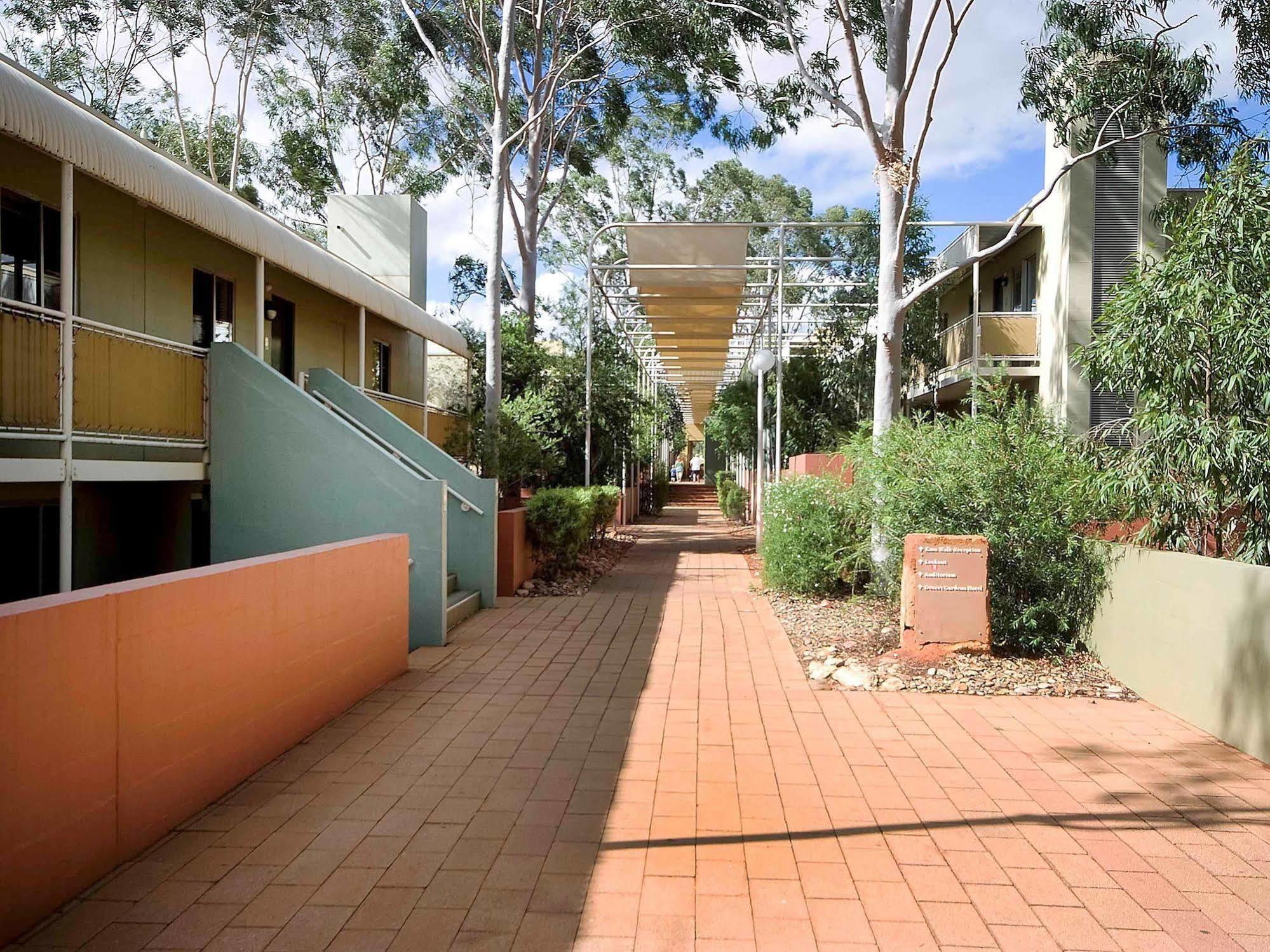Emu Walk Apartments Ayers Rock Exterior foto